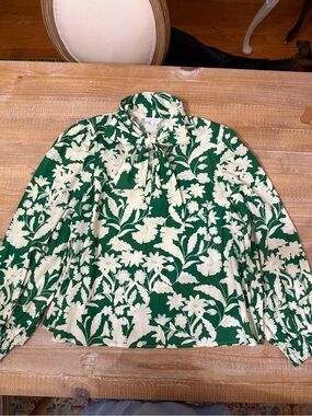Women's Green and Cream Floral Tie-Neck Blouse